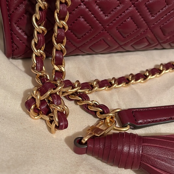 Tory Burch Fleming convertible shoulder bag imperial garnet - Picture 2 of 10